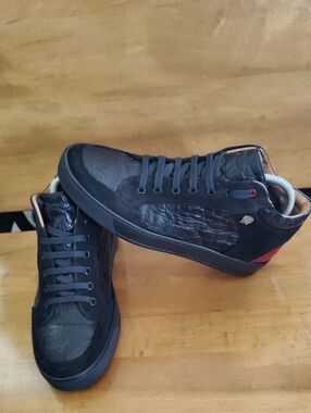 Atelier Boutique Black And Red Croc Embossed Size 41 Shoes